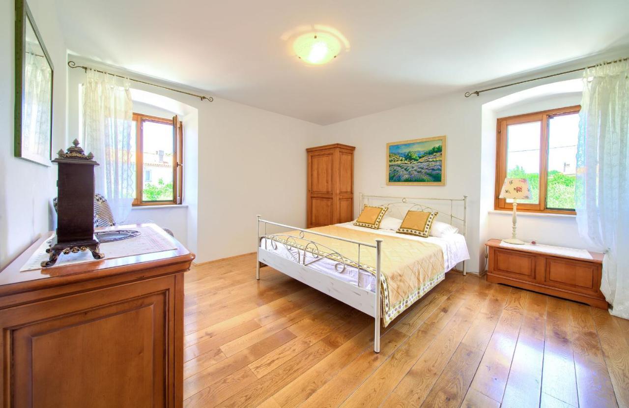 Holiday Home Lavanda Kornić Extérieur photo
