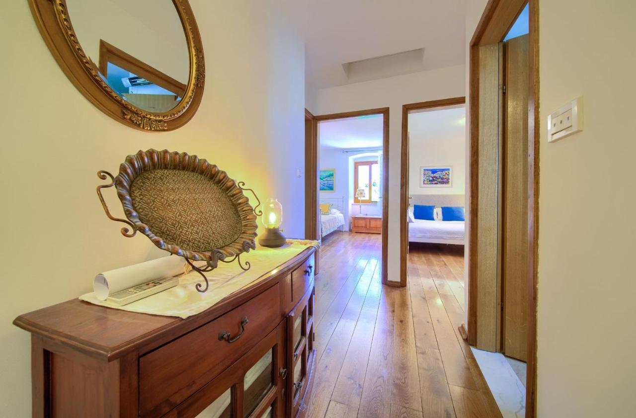 Holiday Home Lavanda Kornić Extérieur photo