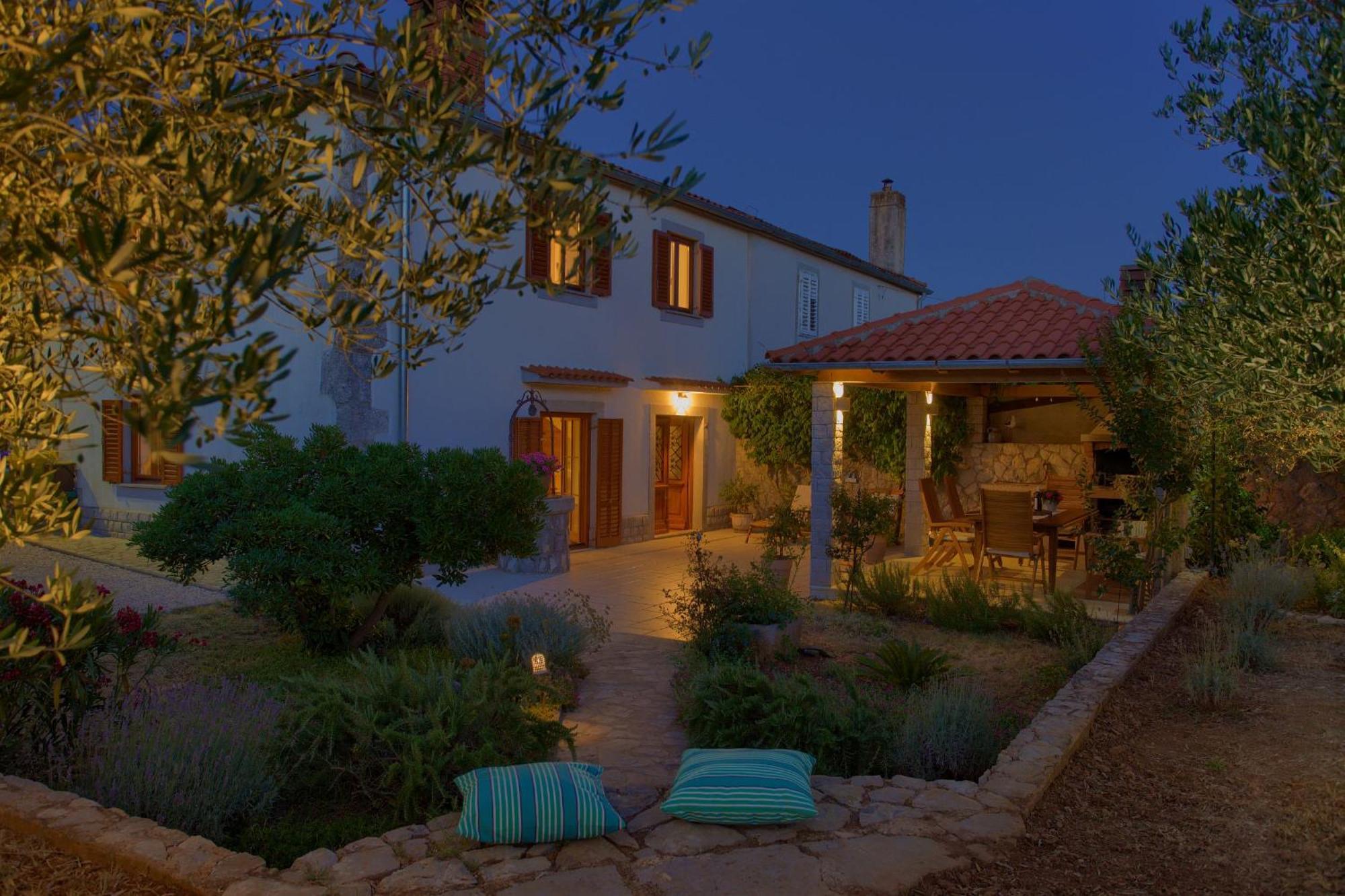 Holiday Home Lavanda Kornić Extérieur photo