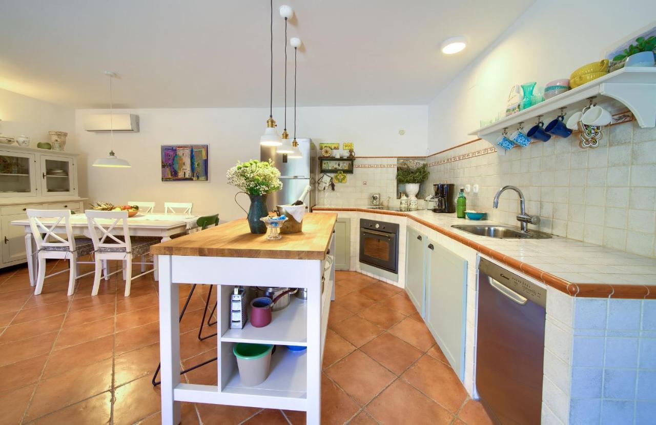 Holiday Home Lavanda Kornić Extérieur photo