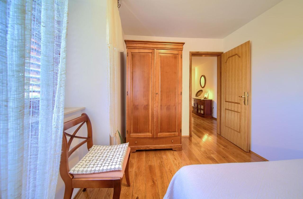 Holiday Home Lavanda Kornić Extérieur photo