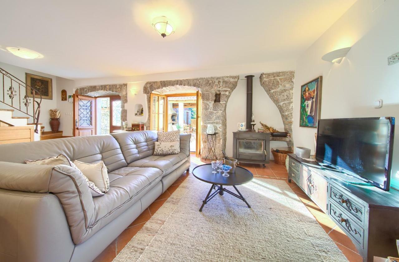 Holiday Home Lavanda Kornić Extérieur photo
